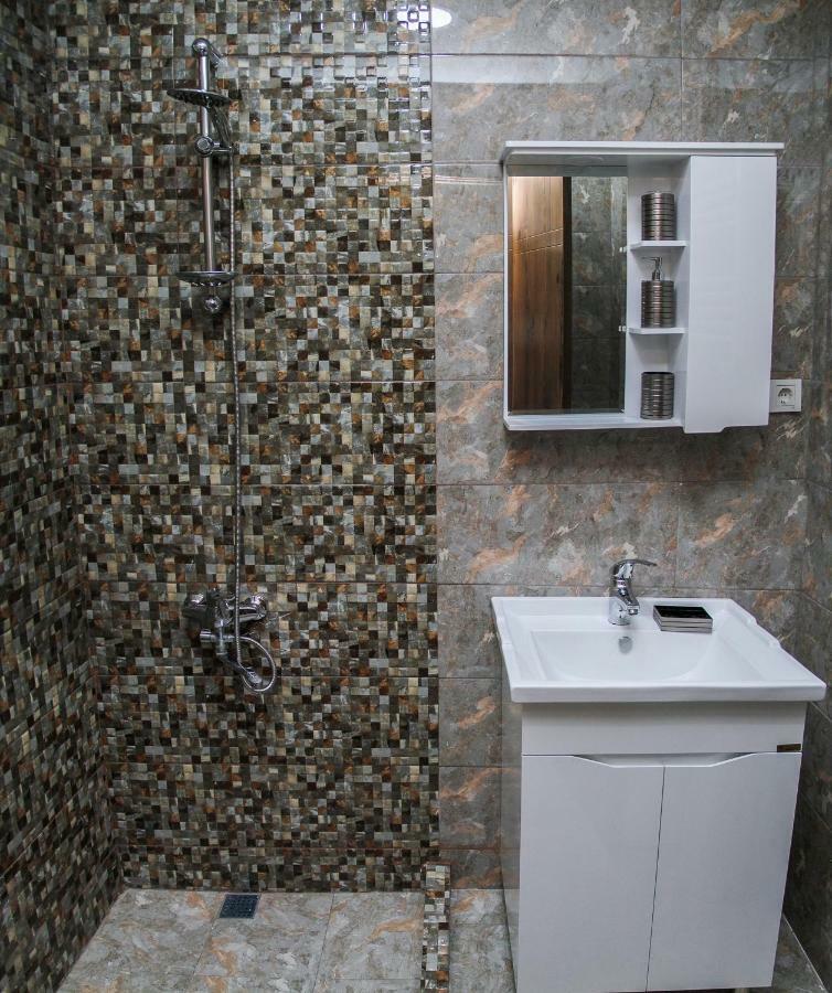 Natia'S Apartment On Dadiani St. 1 Tbilisi Luaran gambar